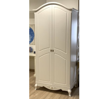 Двухстворчатый шкаф для одежды Авиньон MUR-111-05 с зеркалом Двухстворчатый шкаф для одежды Авиньон MUR-111-05 с зеркалом