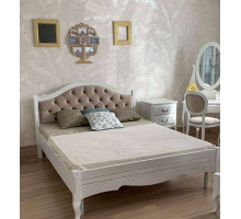 Двуспальная кровать Авиньон MUR-111-01/1 с каретной стяжкой Двуспальная кровать Авиньон MUR-111-01/1 с каретной стяжкой