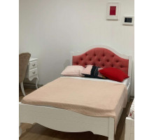 Односпальная кровать Авиньон MUR-111-01/1 с каретной стяжкой Односпальная кровать Авиньон MUR-111-01/1 с каретной стяжкой